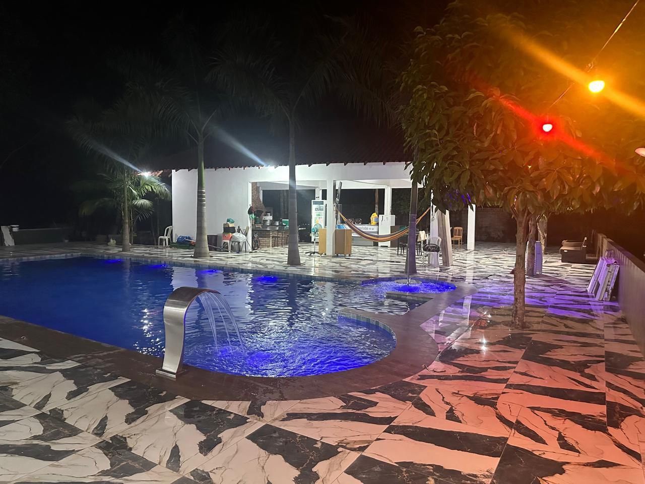 Deck da piscina — Fim de tarde e noite